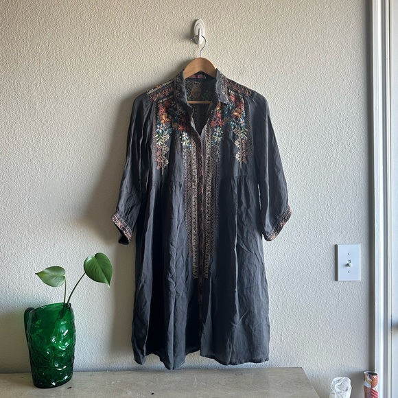 Johnny Was Dresses & Skirts - Johnny Was Embroidered Button Down Dress